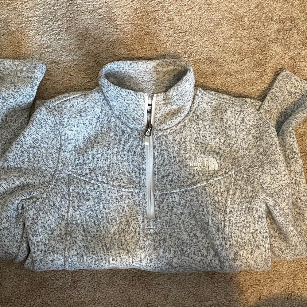 NorthFace Women’s Quarterzip